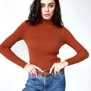 ONE SIZE CINNAMON FINELY RIBBED MIDWEIGHT LONG SLEEVE TURTLENECK SWEATER